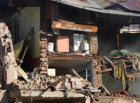 Erzurum’da Doğal Gaz Patlaması: İki Ev Yıkıldı, Bir Yaralı Var