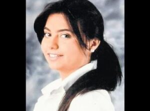 M&uuml;nevver Karabulut Belgeseli: Aile S&ouml;zleşmesi İhlal Edildi mi?