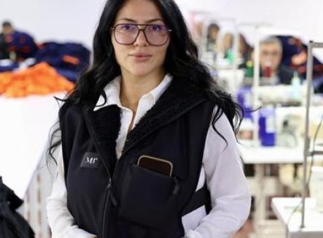 Üniversiteyi Bırakıp Moda Dünyasına Adım Attı: Yurt Dışından Sipariş Yağıyor!