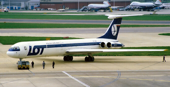 Polonya Havacılık Tarihinin En Karanlık Günü: LOT 5055 Uçuşu ve Kabaty Ormanı Faciası