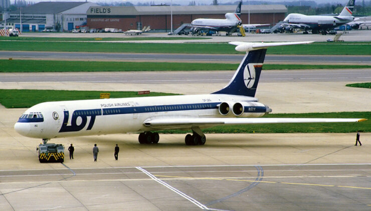 Polonya Havacılık Tarihinin En Karanlık G&uuml;n&uuml;: LOT 5055 U&ccedil;uşu ve Kabaty Ormanı Faciası