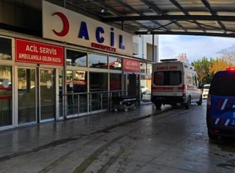 Aile İçi Gerilimde Kan Aktı: 16 Yaşındaki Genç Babasını Bıçakladı