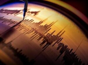 Antalya'da Gece Yarısı Şok Eden Deprem: 4.3 Büyüklüğünde Sarsıntı!