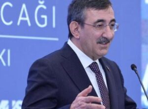 Cevdet Yılmaz: Yenilenebilir Enerji için Acil Adım Atma Zamanı!