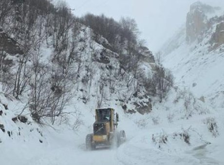 &Ccedil;ığ Felaketi Artvin&rsquo;i Sardı: 3 &Ccedil;oban Tehlikede, Ekipler Seferber