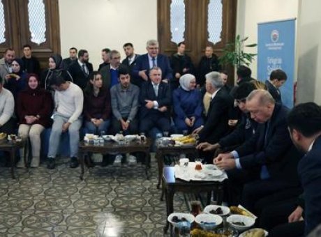 Cumhurbaşkanı Erdoğan’dan Gençlere Özel Mesajlar: Katılımcılara Şok Eden Açıklamalar!