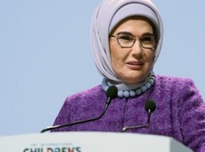 Dijital Çağın Sıkıntısı: Çocuklar Günde 6 Saat Ekran Başında!