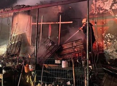 Edirne’deki Çiftlikte Korkunç Yangın: Milyonluk Tarım Araçları Kül Oldu