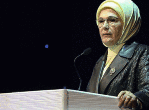 Emine Erdoğan'dan Dijital Çağda Çocuklar İçin Tarihi Adım!