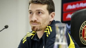 Fenerbahçe'de Şok Gelişme: Mert Hakan Yandaş'a 3 Maç Ceza ve Para Cezası!