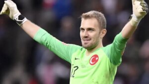 Fenerbahçe'nin Kalesi için Çarpıcı Hamle: Mert Günok Geliyor mu?