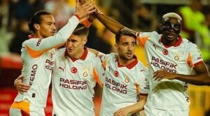 Galatasaray'ın Fırtınası: Antalyaspor'u 4-1 Ge&ccedil;erek Liderliğini S&uuml;rd&uuml;rd&uuml;!