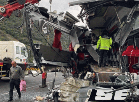 Osmaniye’de Feci Kaza: Otobüs ile TIR Çarpıştı, 7 Kayıp, 11 Yaralı