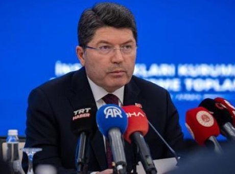 Türkiye Yüzyılı’na Hazırlık: Adalet Bakanı Tunç’tan Çarpıcı Anayasa Açıklaması