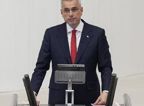 Türkiye’nin Sağlık Sisteminde Tarihi Dönüşüm: Çalışan Sayısı 5 Katına Çıktı!