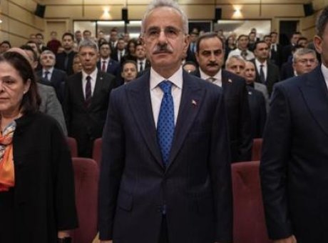 Türkiye’nin Ulaştırma Yatırımları: 300 Milyar Dolarla Geleceği Şekillendiriyoruz