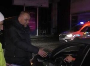 Yılbaşı &Ouml;ncesi Sakarya'da Şok Denetim: 8 G&ouml;zaltı, Silahlar ve Uyuşturucu Ele Ge&ccedil;irildi!