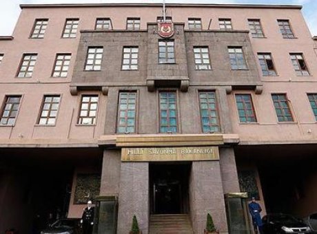 2025&rsquo;te T&uuml;rkiye&rsquo;nin Askeri G&uuml;c&uuml; Medyaya A&ccedil;ılıyor: Basın Toplantıları Neler Sunacak?