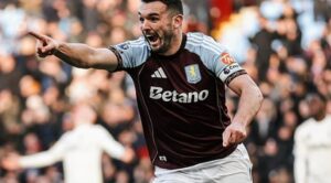 Aston Villa, Gollerle D&ouml;n&uuml;ş Yaptı: Nottingham'ı Yerle Bir Etti!