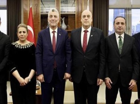 Bakan Bolat&rsquo;tan Gana ve Filistin ile Stratejik Ticaret G&ouml;r&uuml;şmeleri