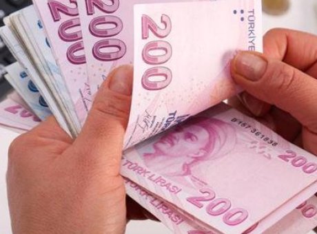 Emekliler İ&ccedil;in Tarihi Adım: En D&uuml;ş&uuml;k Maaş Ne Kadar Olacak?