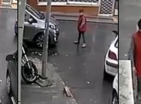 Engelli &Ccedil;ocuğun Kahramanlığı Trafiği Durdurdu!