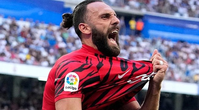 Fenerbah&ccedil;e’de Merak Uyandıran Gelişme: Vedat Muriqi Tekrar Sarı-Lacivertli Mi Oluyor?