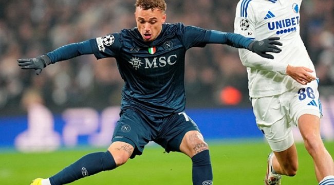 Galatasaray’ın Yeni Yıldızı Noa Lang’dan Endişe Verici Sakatlık Gelişmesi!