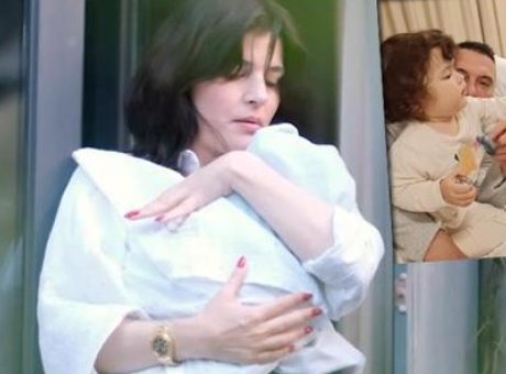 Gonca Vuslateri ve Kızı Asya Mone’den Sevimlilik Dolu Anlar!