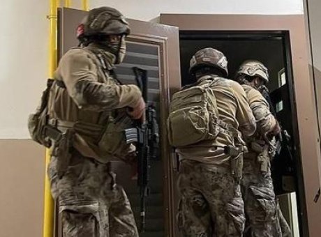 İstanbul’da DEAŞ Operasyonu: 67 Zanlı Tutuklandı, 32 Ş&uuml;pheli Sınır Dışı Edildi