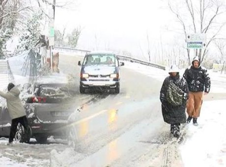 İstanbul’da Eğitimde Fırtına: 2 Ocak’ta 5 İl&ccedil;ede Okullar Tatil!