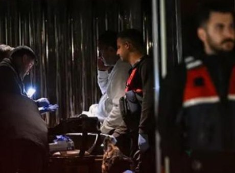 İstanbul’daki &Uuml;nl&uuml; İsimlere Şok Uyuşturucu Operasyonu: 7 G&ouml;zaltı!