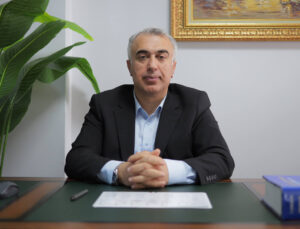 Uzmanından Yanıt: Sessiz Safra Taşı Ameliyat Edilmeli mi?