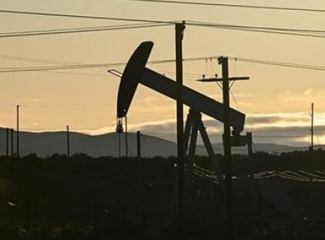 Petrol Fiyatlarında Dikkat Çeken Dalgalanma: 55-65 Dolar Arasında Beklentiler