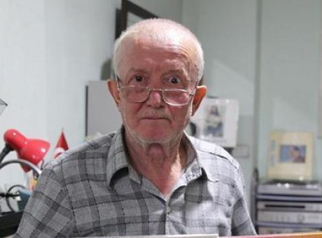 Plak Tutkusu: 5 Bin Par&ccedil;alık Koleksiyonuyla Ge&ccedil;mişe Yolculuk