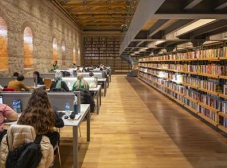 Rami K&uuml;t&uuml;phanesi 3 Yaşında: Ziyaret&ccedil;i Sayısı Şaşırtıyor!