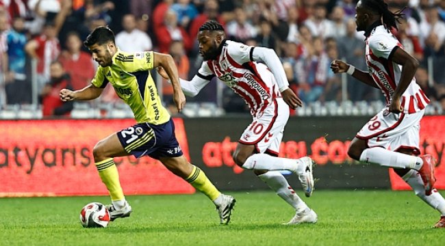 S&uuml;per Kupa Yarı Finali: Fenerbah&ccedil;e ve Samsunspor’un Muhtemel Kadroları A&ccedil;ıklandı!