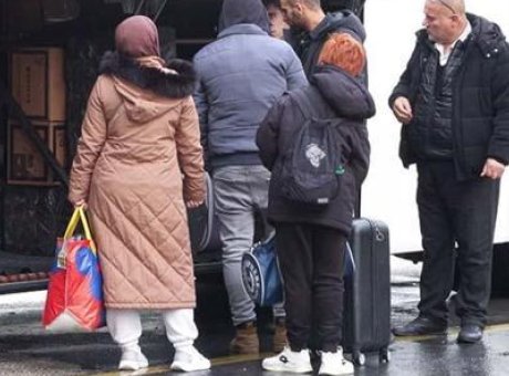 Tatil Coşkusu: İstanbul Otogarları Aile Kavuşmalarına Ev Sahipliği Yapıyor