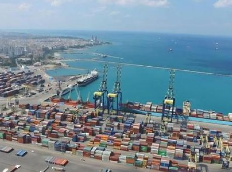 T&uuml;rk Lirasıyla Dış Ticaret Hacminde Tarihi Zirve: 2025’te Rekorlar Kırıldı!