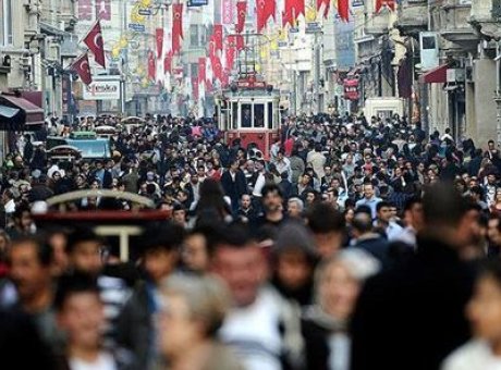 T&uuml;rkiye&rsquo;nin 2026 N&uuml;fus Verileri A&ccedil;ıklandı: Hangi İl &Ouml;nde?