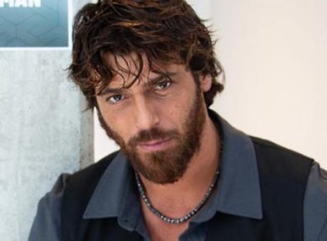 &Uuml;nl&uuml; İsimler Uyuşturucu Soruşturmasında G&ouml;zaltına Alındı: Can Yaman ve Diğerleri