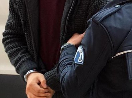 Edirne’de FET&Ouml; &Uuml;yeleriyle Yasa Dışı Ge&ccedil;işe Destek Veren Taksi S&uuml;r&uuml;c&uuml;s&uuml; Tutuklandı