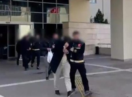 Osmaniye’deki El Bombası Saldırısının Failleri 472 Saatlik Kamera İncelemesiyle Yakalandı!