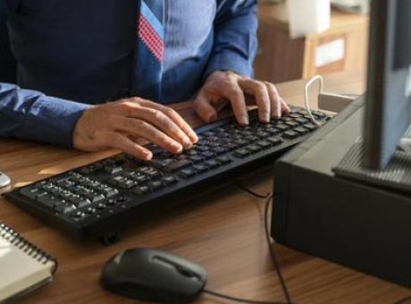 40 Meslek İ&ccedil;in Zorunlu Belge Şartı! Hangi Meslekler Etkilenecek?