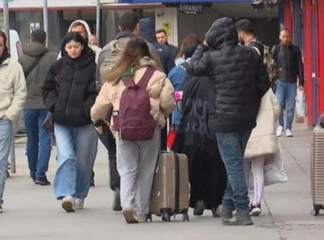 Bayram Yolculuğu İ&ccedil;in Son Şans: Bilet Fiyatları U&ccedil;uşa Ge&ccedil;ti!
