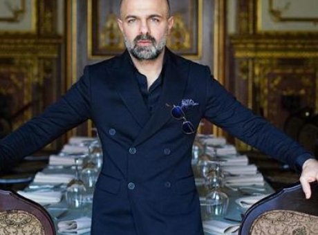 Erkan Avcı’dan &Uuml;z&uuml;c&uuml; Uyarı: Dolandırıcılar Adını Kullanarak Sizi Hedef Alıyor!