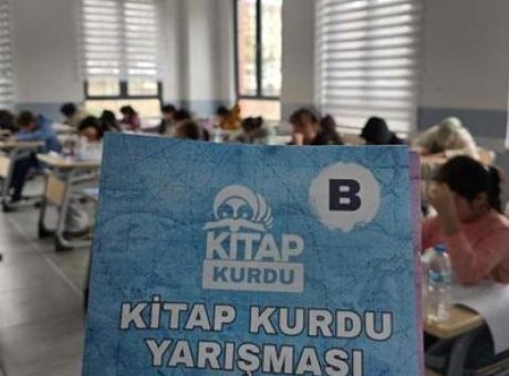 Eskişehir’de “Kitap Kurdu” Yarışması: Binlerce &Ouml;ğrenci Kıyasıya Yarıştı