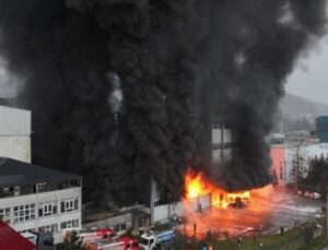 Fındık Fabrikasında Korkutan Yangın: &Ccedil;alışanlar Tahliye Edildi!