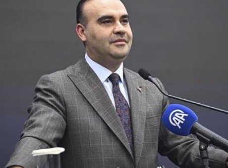 Gıda İsrafı Alarm Veriyor: Bakan Kacır’dan &Ccedil;arpıcı Uyarı!