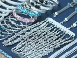 İstanbul’da G&uuml;m&uuml;ş Ş&ouml;leni: Tarihi Yarımada’da İlk Sokak Festivali Başlıyor!